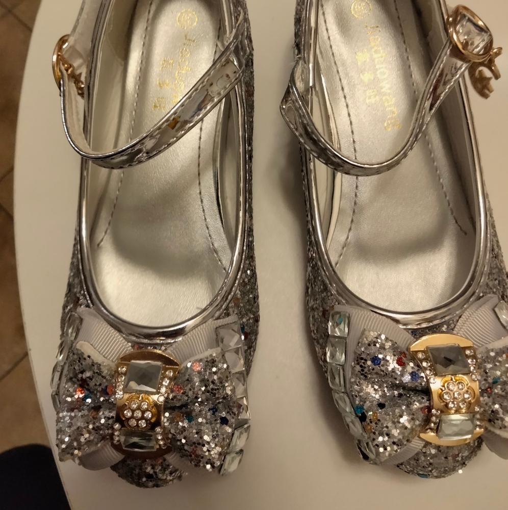Girls size 12.5 heels